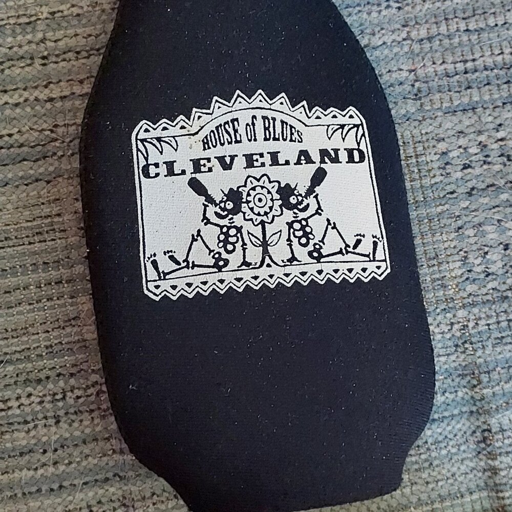 House of Blues Beer Bottle Holder